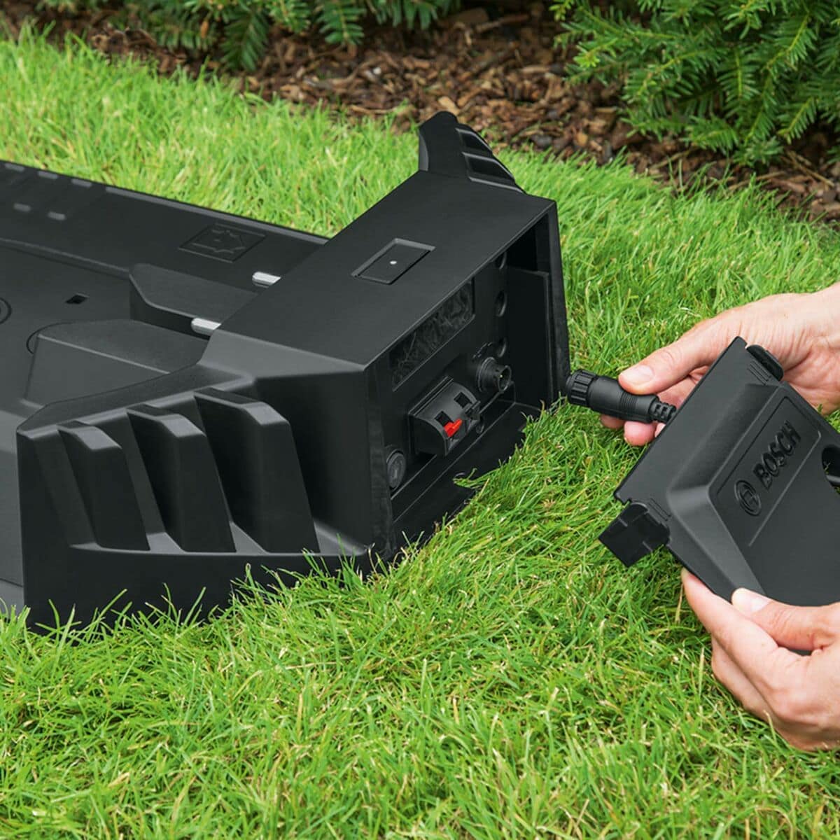 Robot cortacésped BOSCH Indo S+ 500 30-50 mm 500 m 19 cm 11 S7152201_10